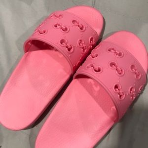 Gucci slides